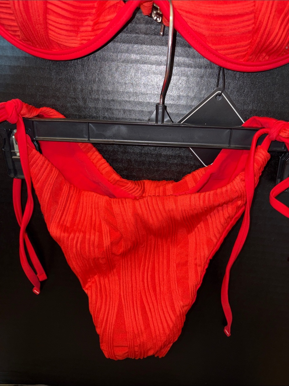 Zaful Bright Red Textured Tie-Side Bikini - Picture 5 of 8